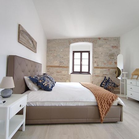 Apartvilla Castropola מראה חיצוני תמונה