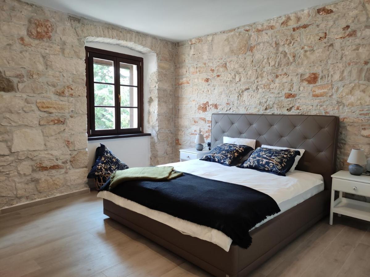 Apartvilla Castropola מראה חיצוני תמונה