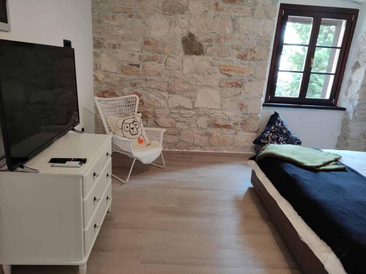 Apartvilla Castropola מראה חיצוני תמונה