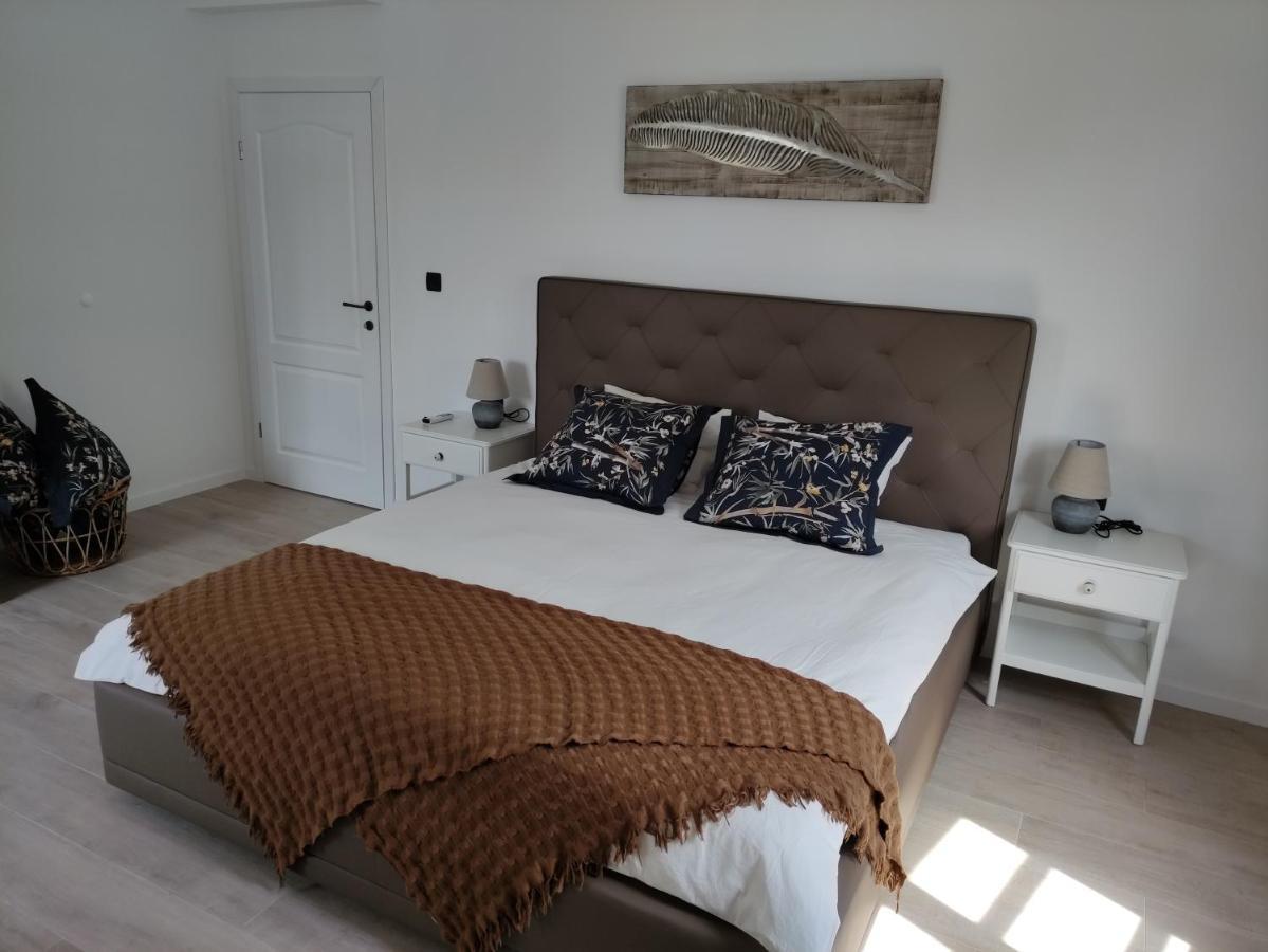 Apartvilla Castropola מראה חיצוני תמונה