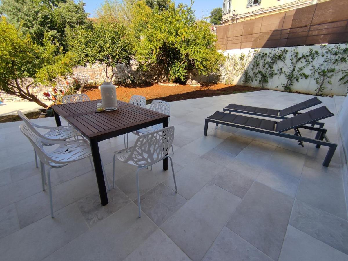 Apartvilla Castropola מראה חיצוני תמונה