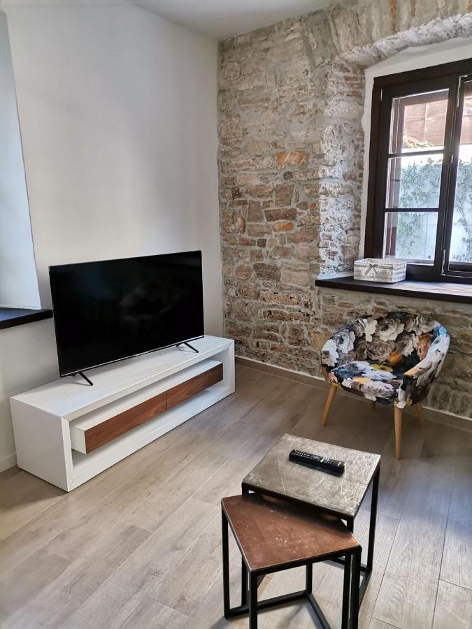 Apartvilla Castropola מראה חיצוני תמונה