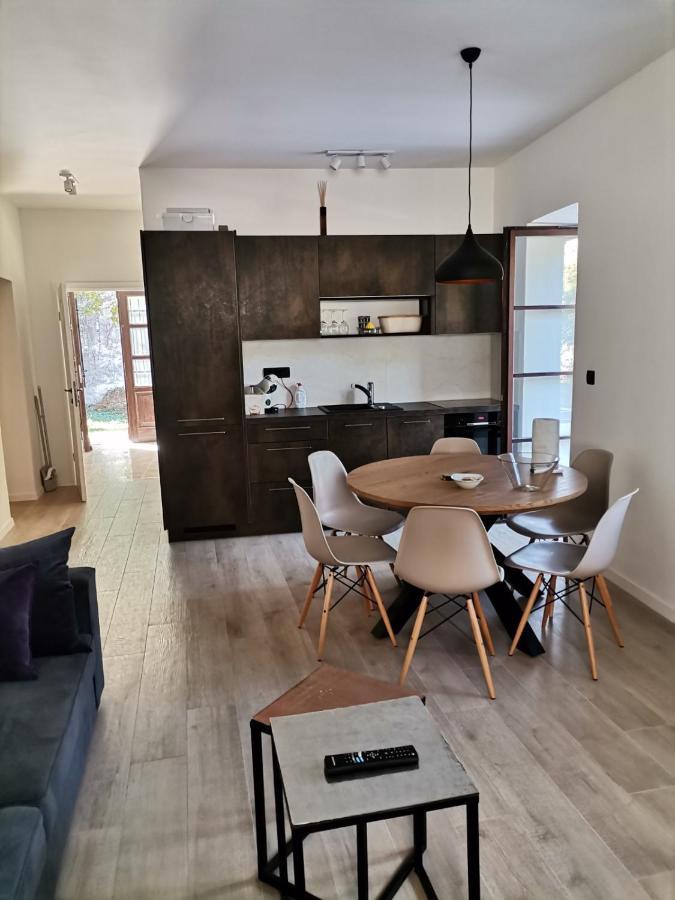 Apartvilla Castropola מראה חיצוני תמונה