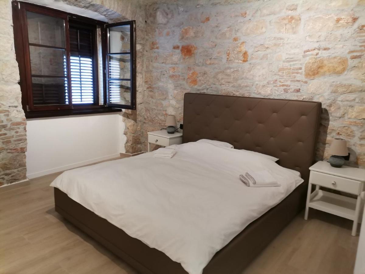 Apartvilla Castropola מראה חיצוני תמונה